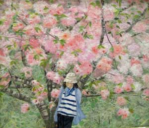 八重桜の下で